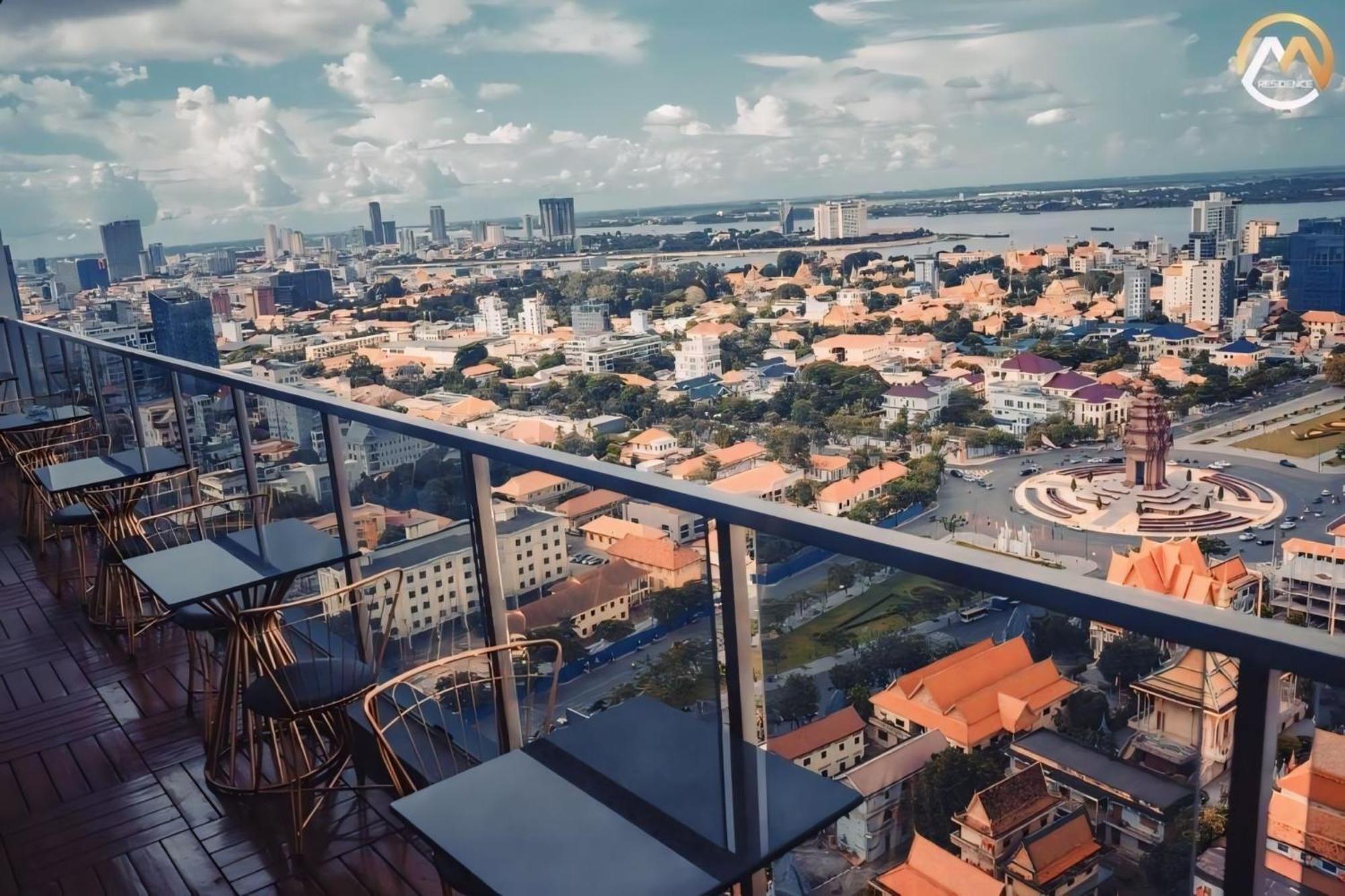 Hotel Serviced Condo Unique Infinity Pool With Mekong River View Phnompen Kültér fotó