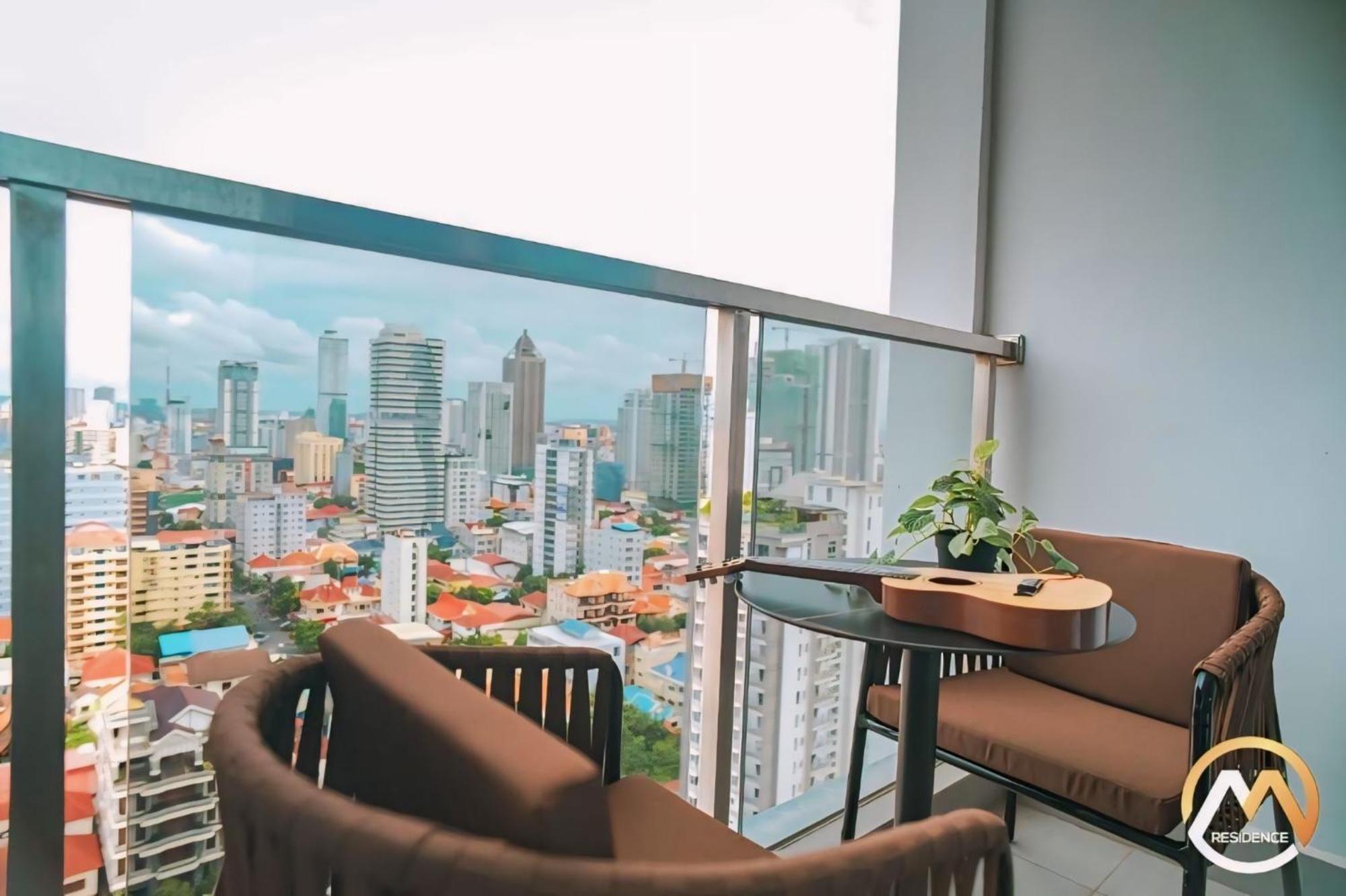 Hotel Serviced Condo Unique Infinity Pool With Mekong River View Phnompen Kültér fotó